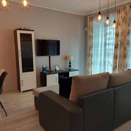 Sas Apartamenty Nautica 슈체친 외부 사진